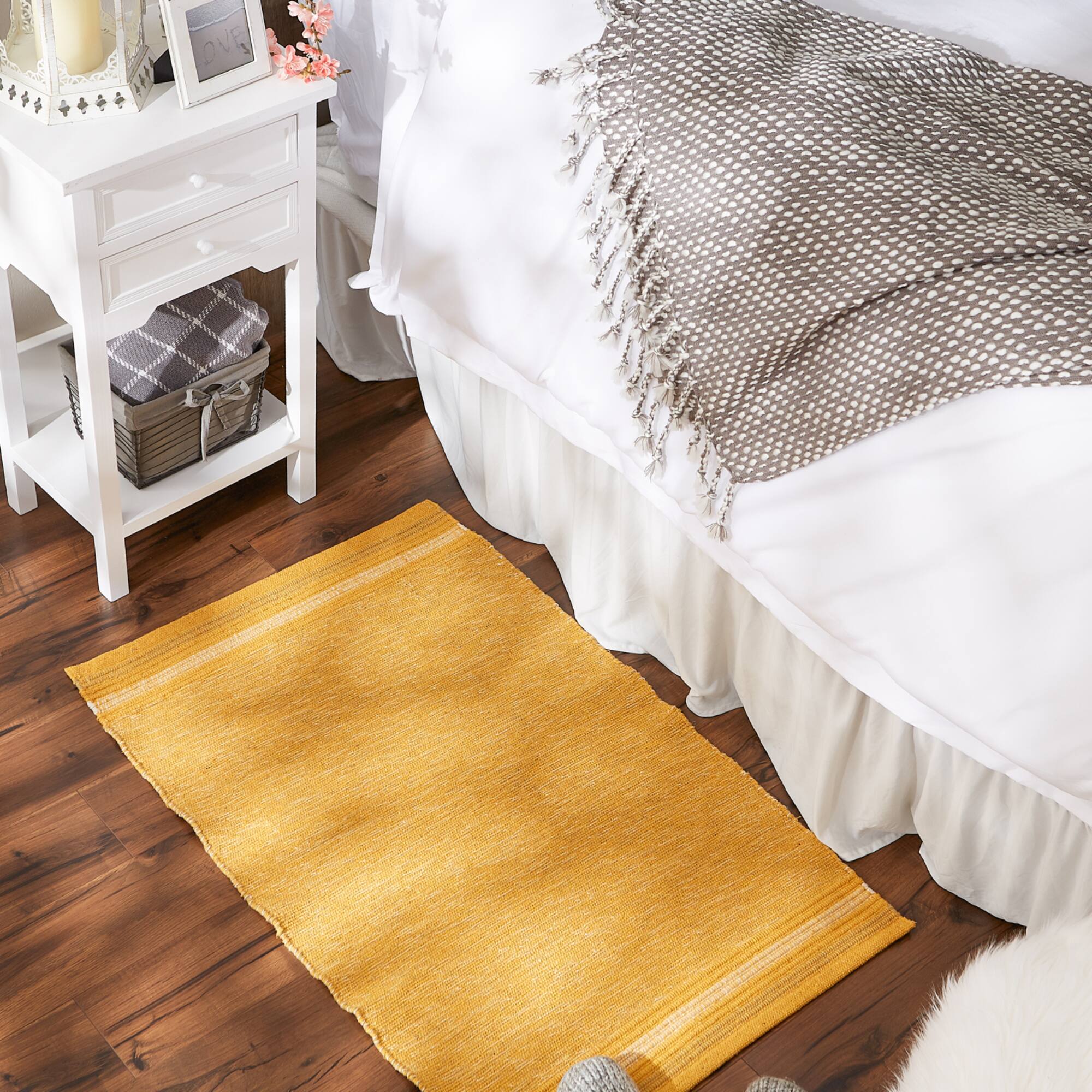 DII® Modern Stripe Variegated Handwoven Recycled Yarn Rug